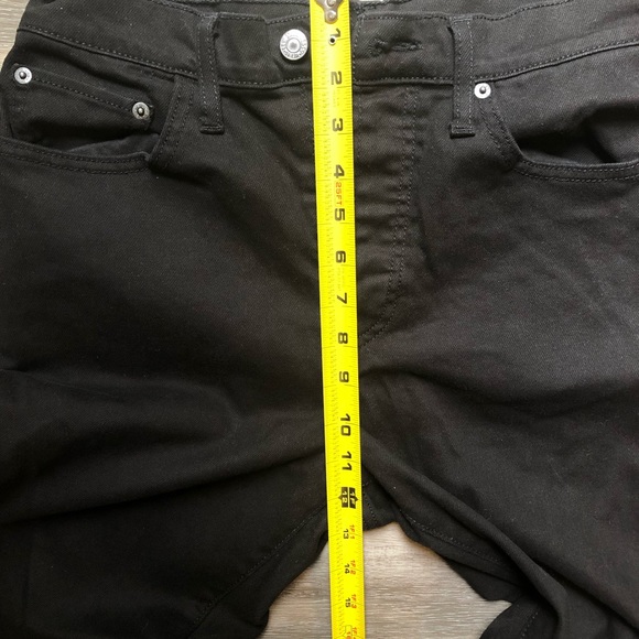 Levi Straus High Waisted Distressed Skinny Jeans - Picture 8 of 11